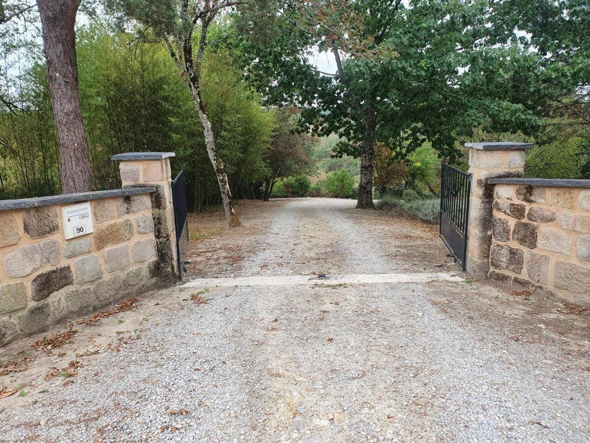 Les Grives Aux Loups Villa Brive-la-Gaillarde Exterior foto